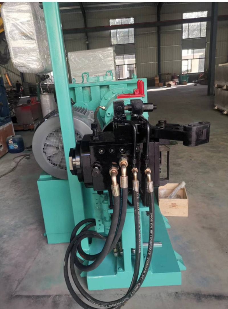 ����鿴��ϸ��Ϣ<br>���⣺90����ʽ��ι�ϼ�����-Һѹ��ͷ �Ķ�������986